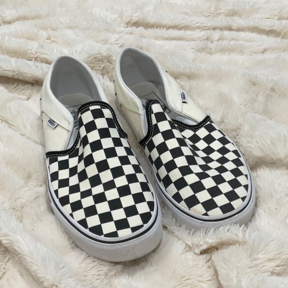 Women’s Off White Checkered Vans